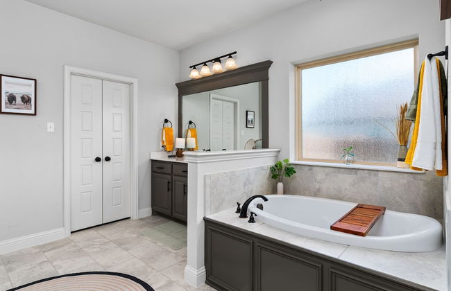 The Noble House Near Magnolia with Pool - Foto 5