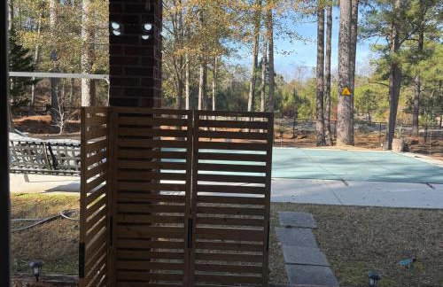 Secluded Retreat with Pool near Stone Mountain, Aquarium and Coca-Cola - Downtown - Foto 62