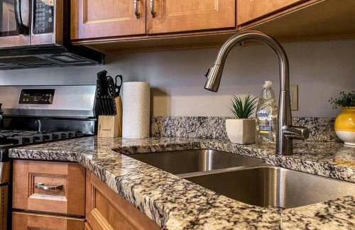 3-BR Soccer Stadium- Fast Drive to OTR - Downtown - Foto 21