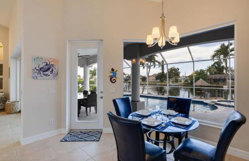 Cape Serenity- Premier Waterfront Villa with Kayaks and Bikes - Foto 6