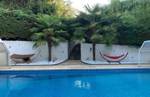 La Chaumière Luxury Domain with 2 Apartments Spa and Pool near Disneyland - Foto 2