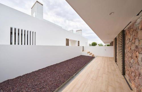 Casa Surya, piscina, wifi y parking con punto de carga EV - Foto 7