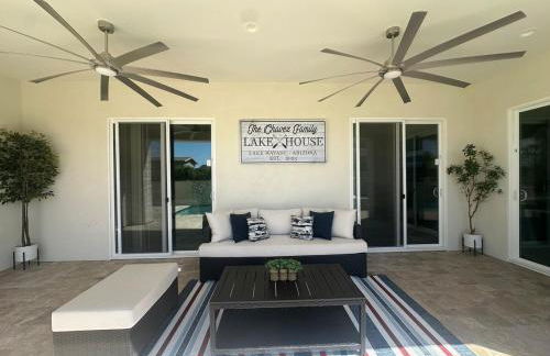 Beautiful New construction home - New Pool & Spa! - Foto 18