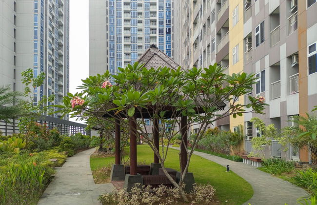 Minimalist And Comfort Studio Podomoro City Deli Medan Apartment - Photo 16