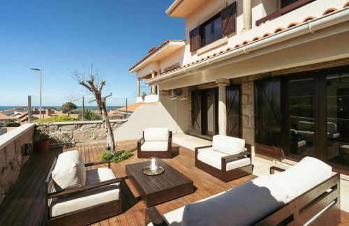 Beach Villa with Jacuzzi & Garage by HostWise - Foto 62