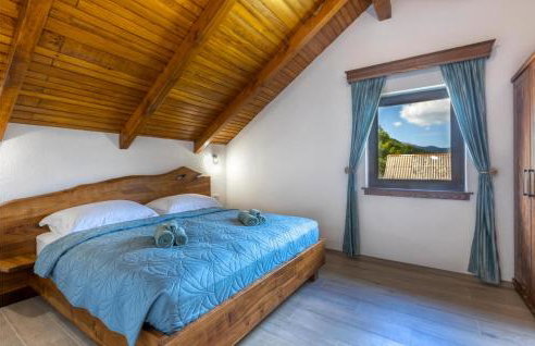Luxurious Home In Brusane With Sauna - Photo 6
