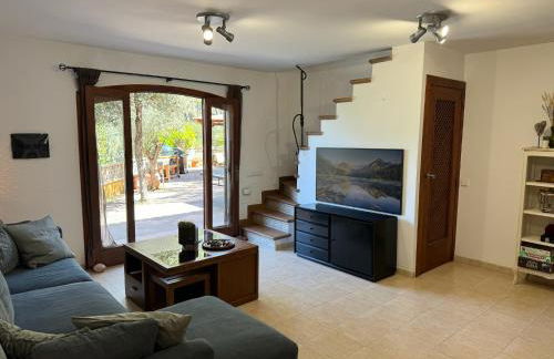 Tranquil Mallorca Villa Seaside Getaway with Pool - Foto 9