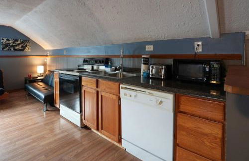 Pool-Table-Hot Tub-Fire Pit - Foto 11