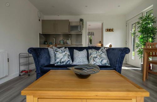 Olverstone Lodge, a beautiful Cornish lodge with wood burner & garden - Foto 6