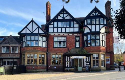 A Cozy Magical Retreat at Knightwood Oak, New Forest - Foto 29