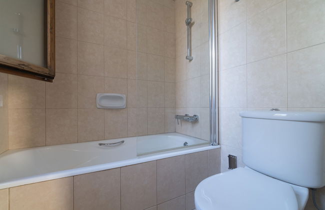 Beautiful 2 Bedroom Villa Proteus HG29 with private pool and pretty golf course views, Short walk to resort village square on Aphrodite Hills - Foto 14