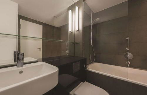 Adina Apartment Hotel Hamburg Michel - Photo 27