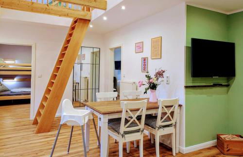 Familienfreundliches Ferienhaus auf Hof mit Schafen - Foto 17