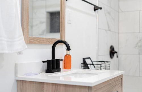 Charming Modern Home - Foto 17