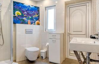 Golfinhos - MAGNIFICENT & SPACIOUS 5 BEDROOM VILLA - Foto 132