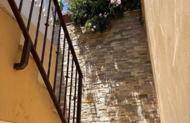 Luxury Villa with Panorama View and Heated Pool - Photo 10