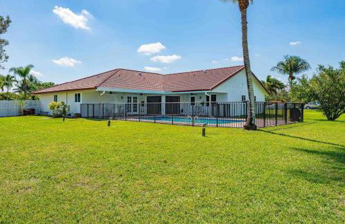 4/3.5 House with pool- Boynton Beach, FL. - Photo 34