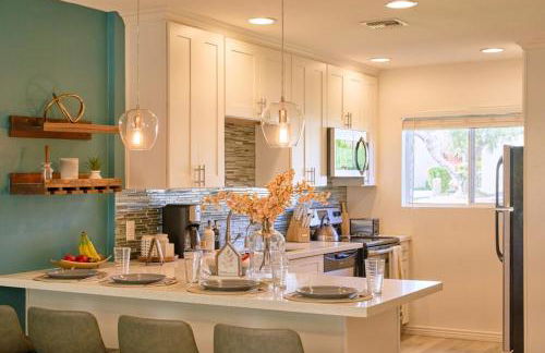 The Scott Getaway - Walkable to Old Town, remodeled space, outdoor pool! - Foto 3