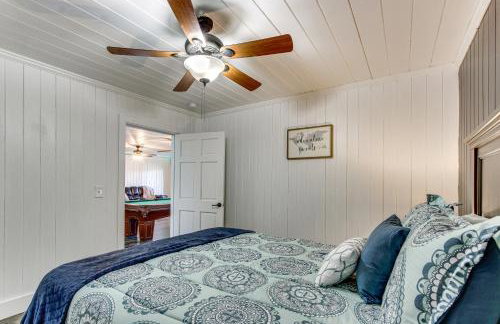 Tranquil Gantt Lake Home w/ Deck & Patio! - Foto 24
