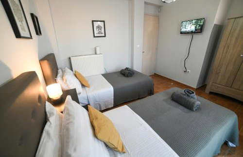 Corinthian Green Villa - Photo 26