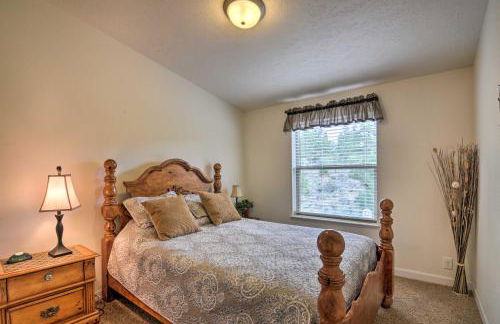 Secluded Boulder House - Next to National Forests! - Foto 22