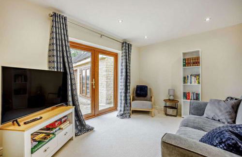 Beautiful 4-5 bedroom village house with rural views - Foto 24