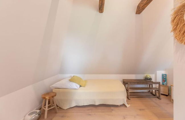 Reetgedecktes Ferienhaus mit Kachelofen - Foto 3