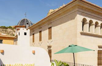 Refined and practical studio in historic center of Alicante - Photo 42