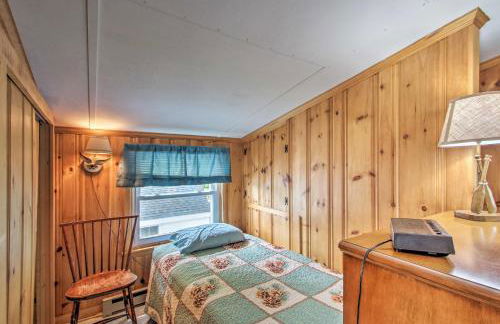 Sebago Lake Cottage with Patio and Beach Access! - Foto 13