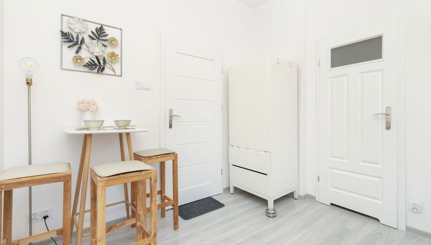 Studio 8 Minutes to the Beach by Renters - Foto 2, Servicio de comidas en la habitación