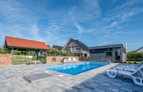 Nice Home In Darlowo With Wifi - Foto 1