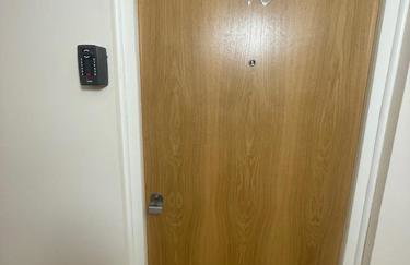 Central 1BR Flat for up to 4 - Lift Access - Photo 18
