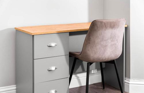 Grand 5 Bedrooms and 3 Bath Birmingham Home - Foto 14