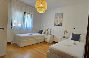 Apartment Bluemare B3 with Shared Pool - Photo 11