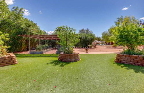 Idyllic Las Vegas Oasis with Outdoor Pool! - Foto 20