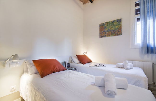 Happy People Gaudi Sant Pau - Foto 34