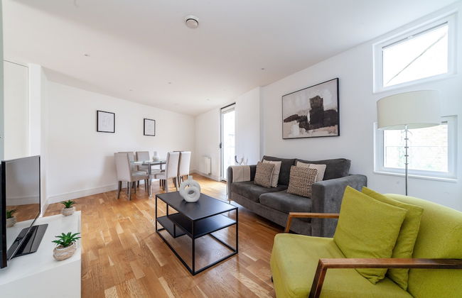 3 Bed Flat by Limehouse Basin - Foto 1