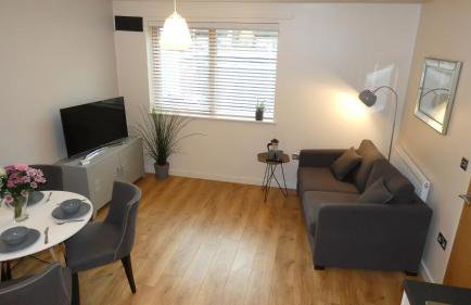 Telford Townhouse with Parking - Foto 21