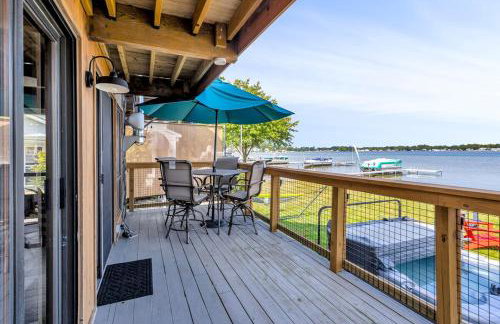 Cozy Cottage-hot tub-scenic views & private dock - Foto 16