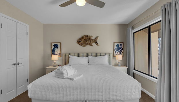 1/2 Mile to the Beach at Sandestin + Pool: Lake Views at Beachwalk Villas - Foto 5, Habitación