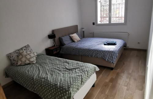 Maison Aix en Provence et grand jardin - Foto 13