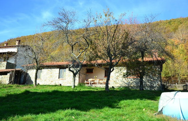 Secluded Chalet With Pool - Photo 36