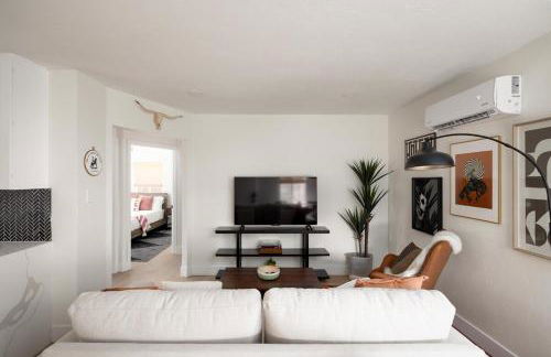 The Outpost by Coastline Vacation Rentals - Photo 9