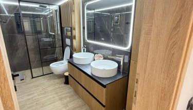 Efesou Large Apartment - Photo 2