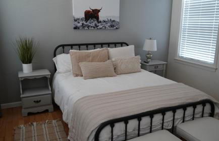 Cozy chic farmhouse! Perfect for park explorers! - Foto 11