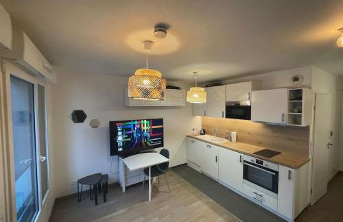 Studio Design & Cosy avec Parking - Foto 8