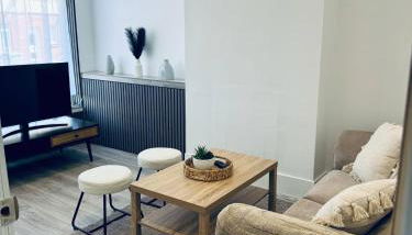 Sterling House - by Eazystays - Photo 2