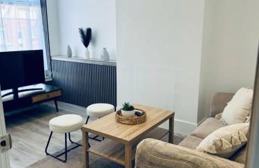 Sterling House - by Eazystays - Photo 2