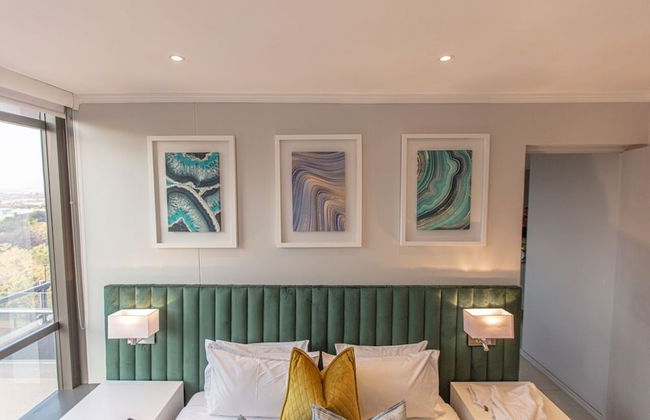 Azalia Apartments - Photo 2