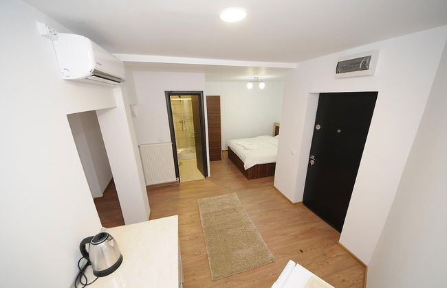 Citadel Aparthotel - Photo 6